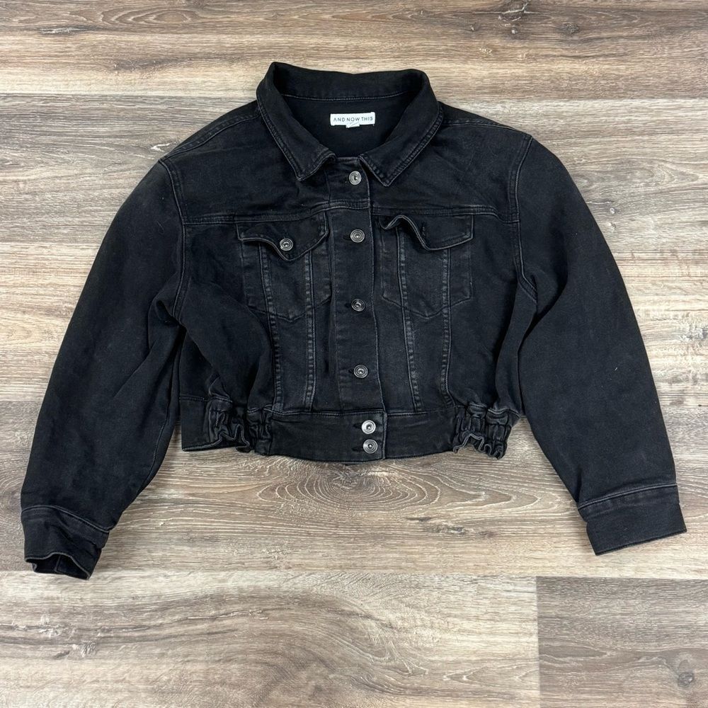 AndNowThis Black Denim Trucker Jacket Cropped Women’s Small